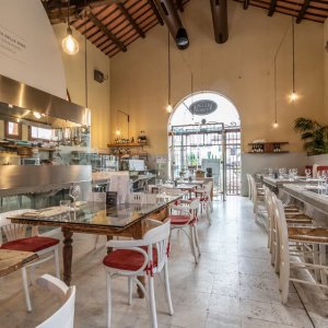 VECCHIA PESCHERIA ricerca AIUTO CUOCO a Cervia, RA, Italia