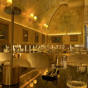 BORGO ANTICO SRL  ricerca CAMERIERE a Bari, BA, Italia