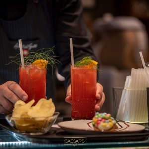 CAESARS CAFE' - VIGET SRL  ricerca CAMERIERE DI SALA a Isola del Liri, FR, Italia