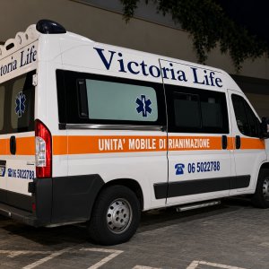Victoria Life srl  ricerca AUTISTA DI AMBULANZA a Roma, RM, Italia