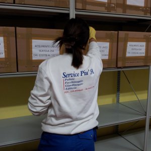 Service Più Srl ricerca ADDETTA/O ALLE PULIZIE 