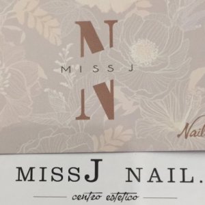 Cercasi parrucchiera professionale