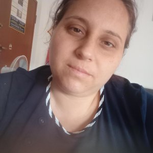  Valeria M