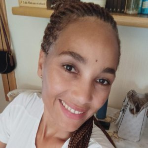 Maribel G