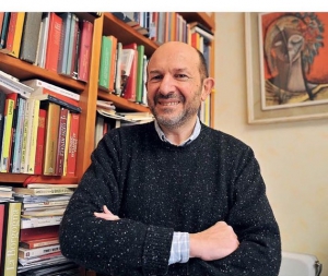 Foto Due milioni e mezzo di immigrati regolari. I richiedenti asilo sono solo il 10%. Il sociologo Ambrosini: l’invasione è un mito.