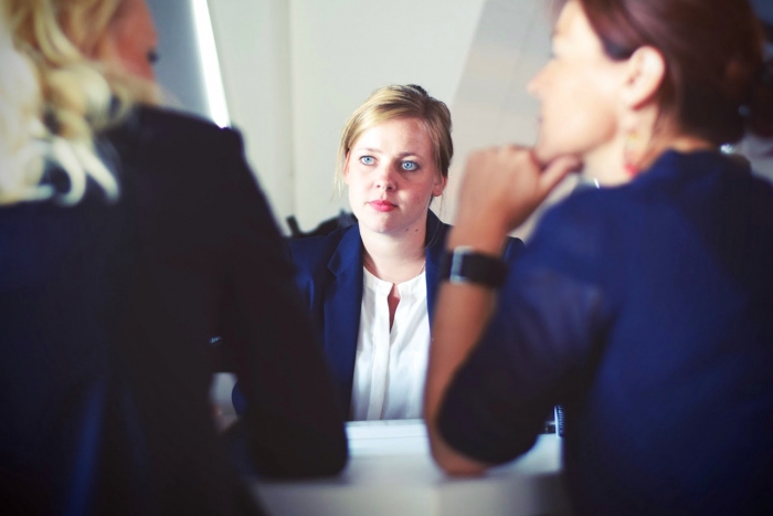 Foto Situazione sentimentale? Figli? Partito politico? Ecco tutte le domande illegali in un colloquio di lavoro