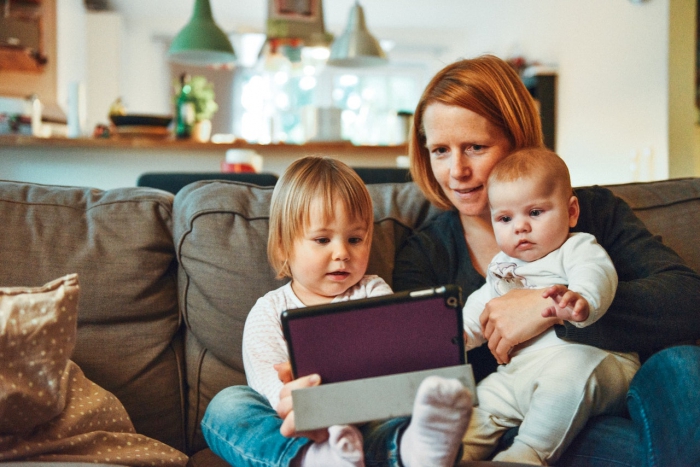 Foto Bonus baby-sitter e congedi straordinari 2021: le novità sui beneficiari secondo le novità nel DL Covid